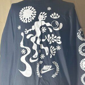 Nike Long-Sleeved Shirt